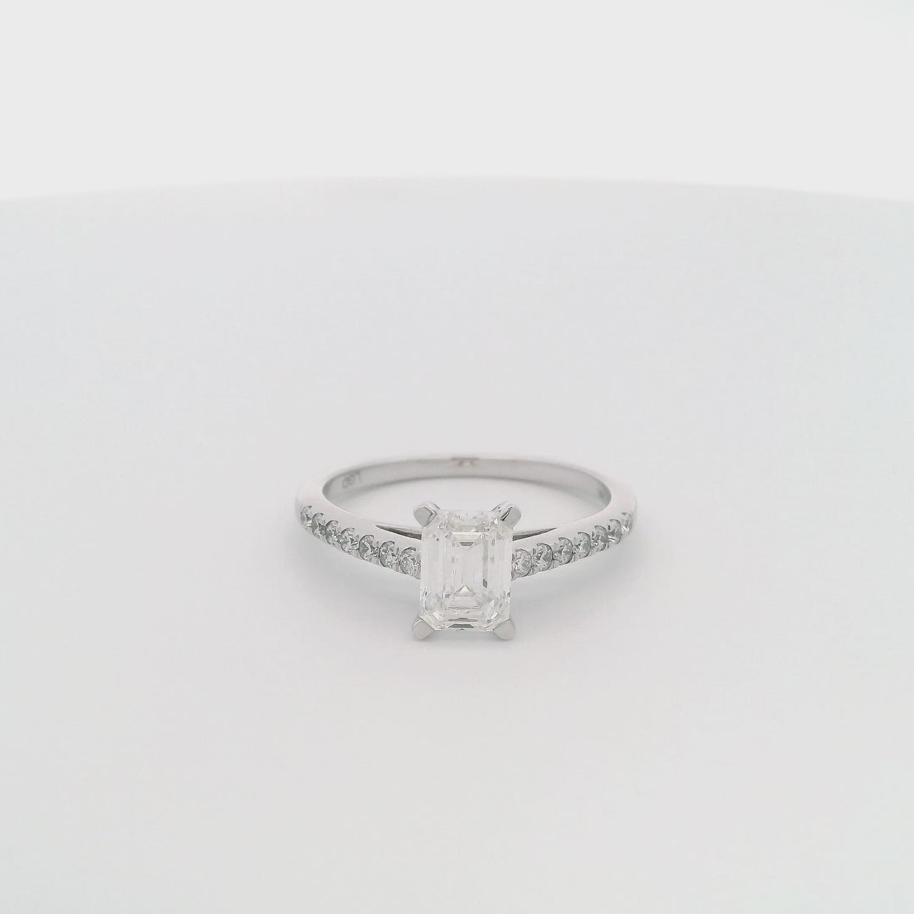 Anillo Oro Blanco 14k - 1.20 CTW Diamante de Laboratorio IGI