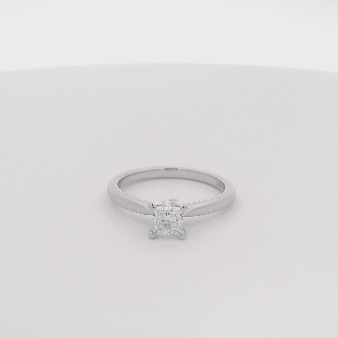 Anillo Oro Blanco 14k - 0.50 CT Diamante de Laboratorio IGI