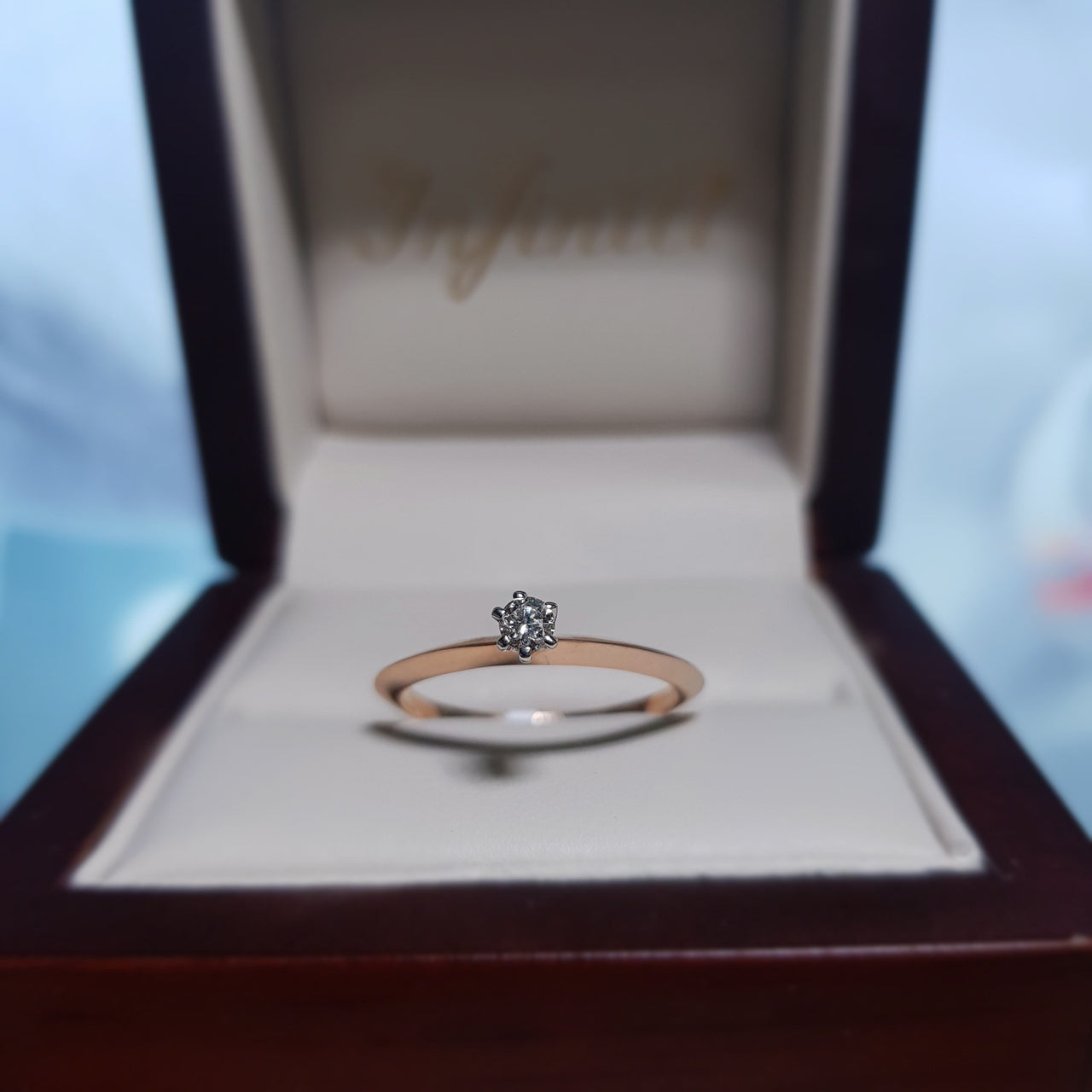 Anillo Solitario Oro Rosa 14k, Diamante de 10 Puntos - Infiniti Joyas
