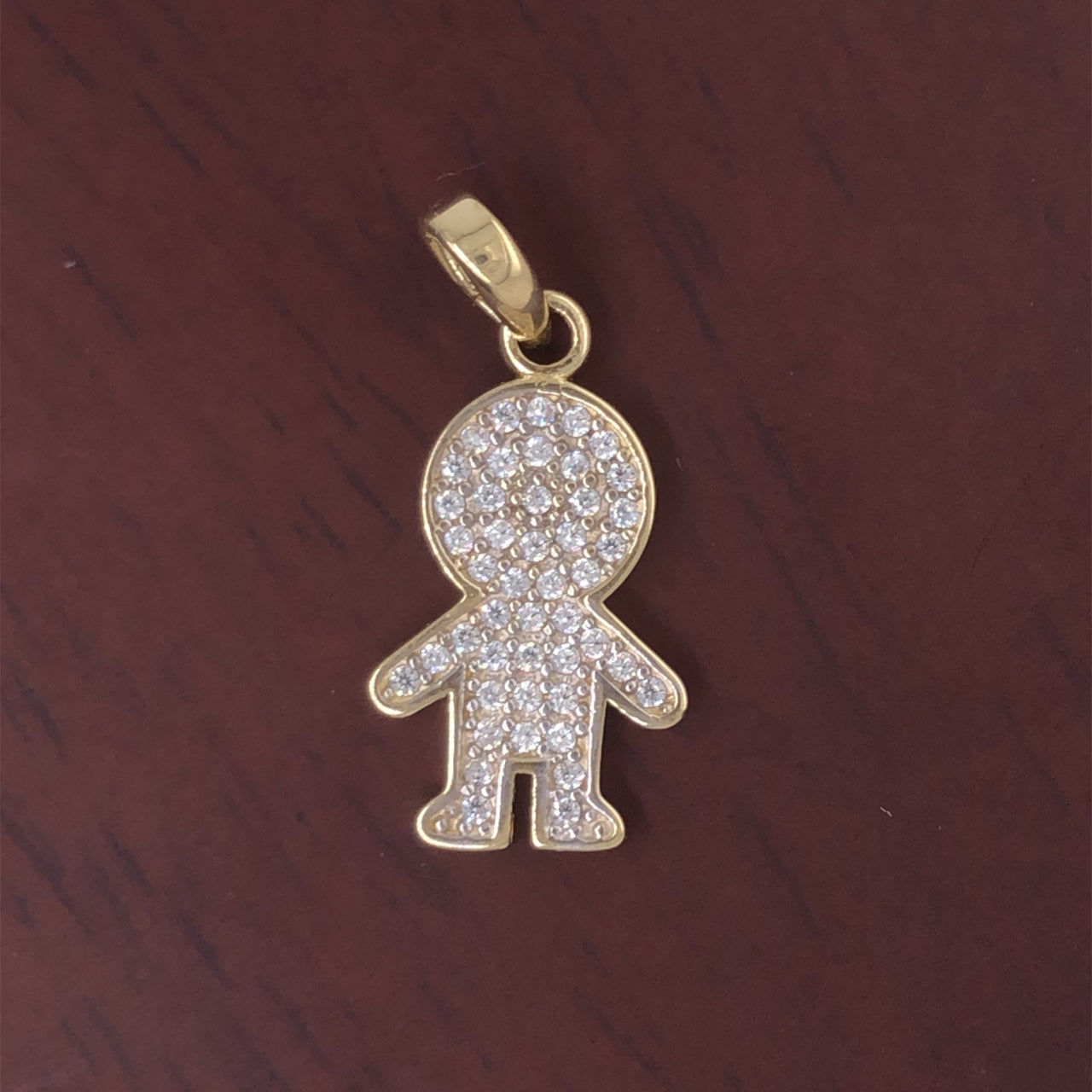 Dije Oro 10k, Niño con Zirconias - Infiniti Joyas