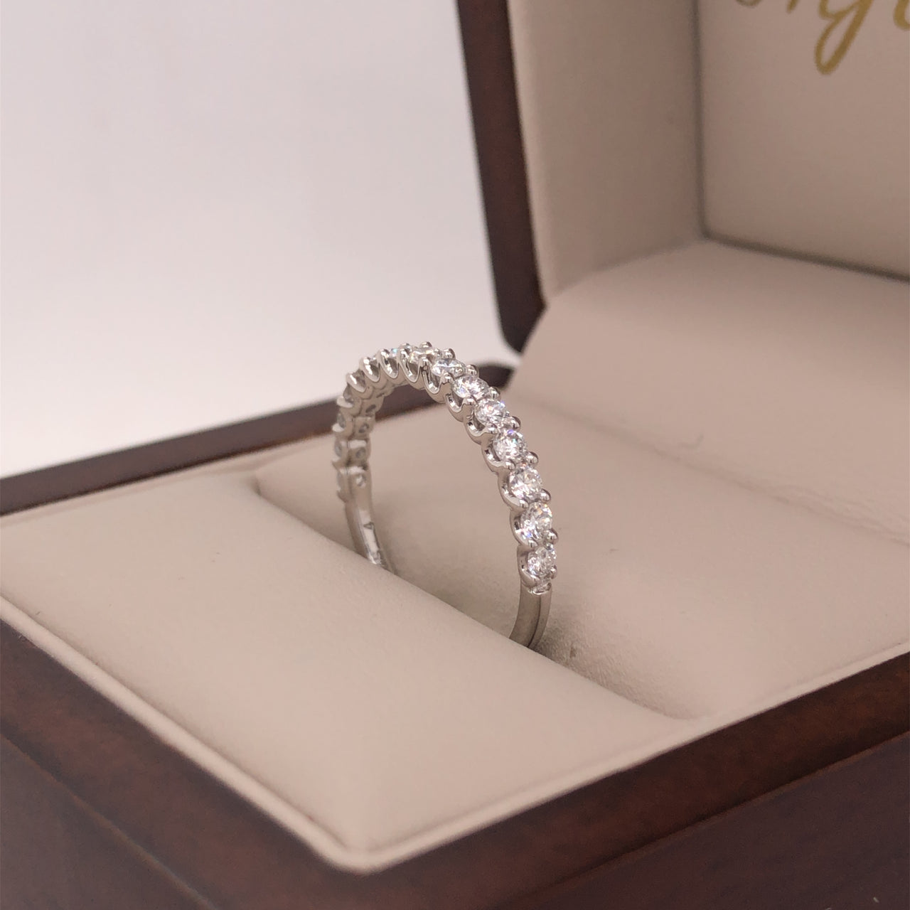 Churumbela Oro Blanco 14k - Forma U con 50 pts Totales
