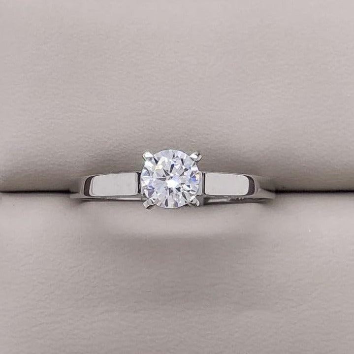 Anillo Oro Blanco 10k - Solitario con Zirconia 6 mm