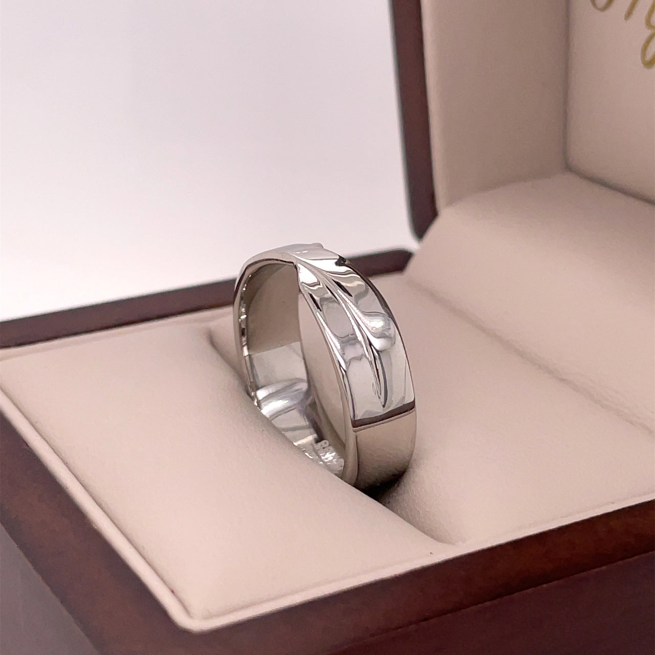 Argolla Oro Blanco 14k - Forma Infinito Acabado Liso, Ancho 6 mm