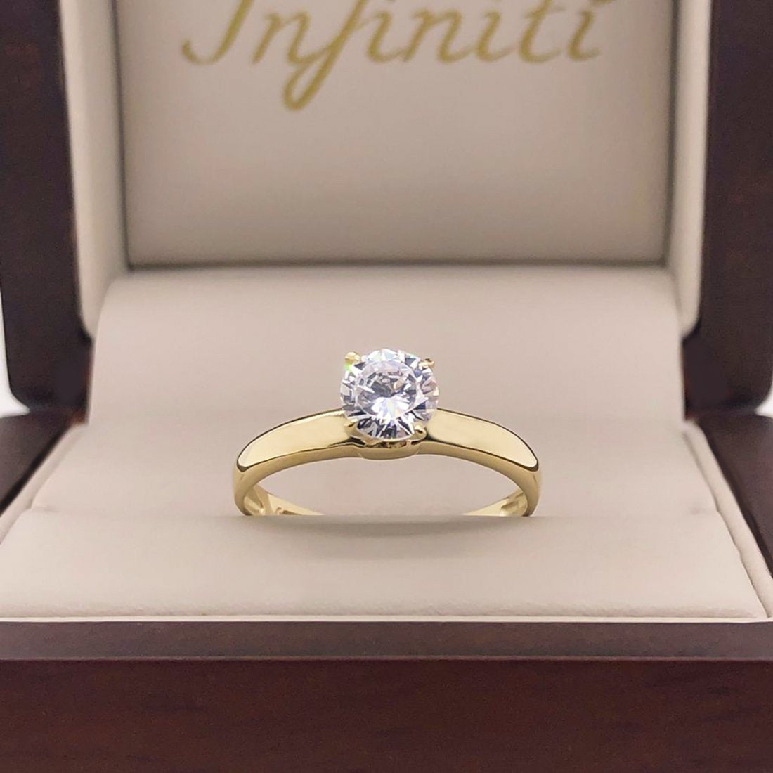 Anillo Oro 10k, Solitario con Zirconia de 5.50 mm - Infiniti Joyas
