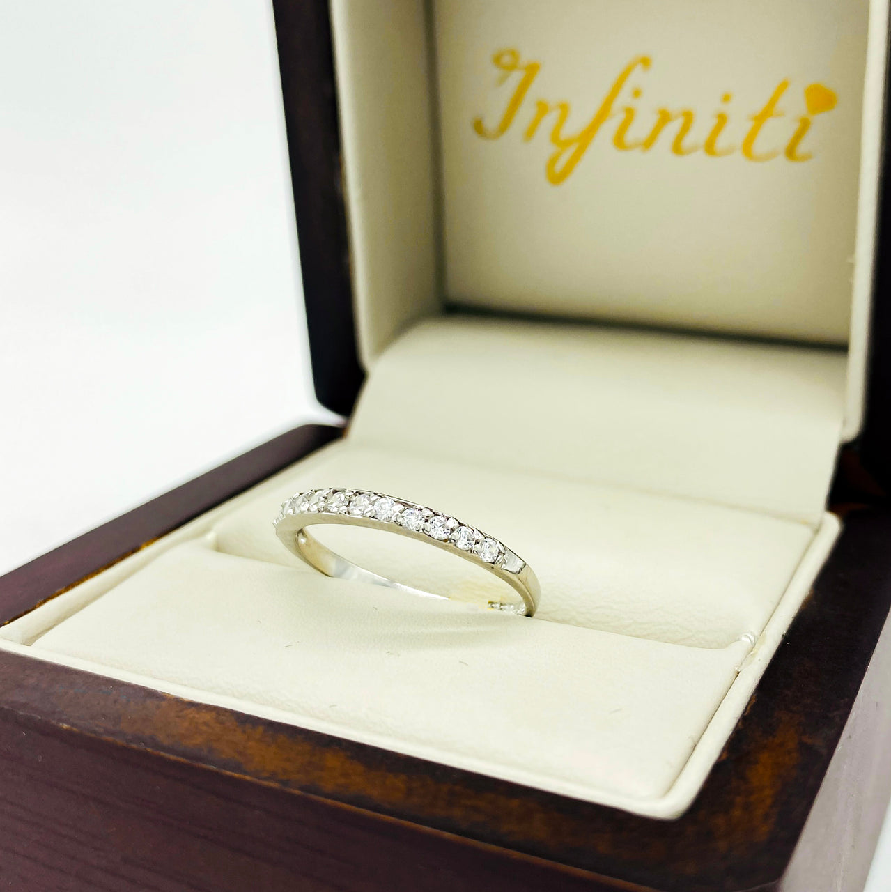 Churumbela Oro Blanco 14k - Pavé con Zirconias 2 mm