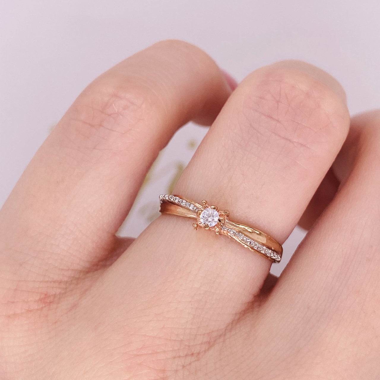 Anillo Oro Rosa 10k, Zirconia 2 mm Solitario