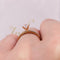 Anillo Oro Rosa 10k, Zirconia Central de 5 mm - Infiniti Joyas
