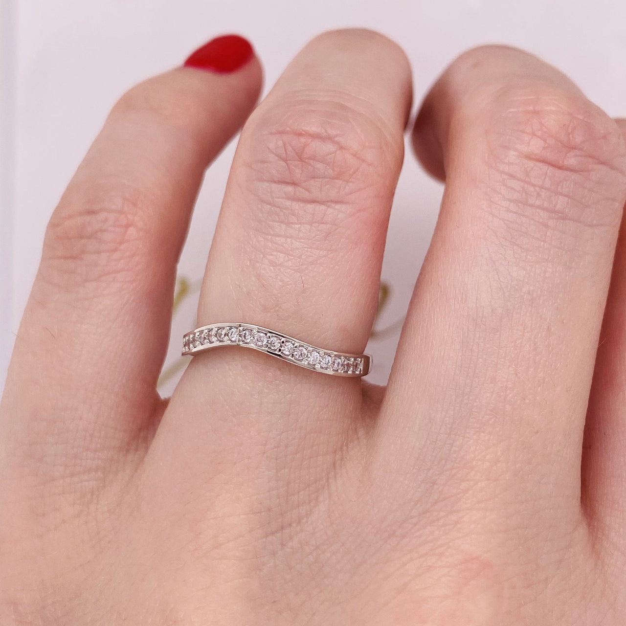 Churumbela Oro Blanco 10k, con Zirconias de 1 mm - Infiniti Joyas