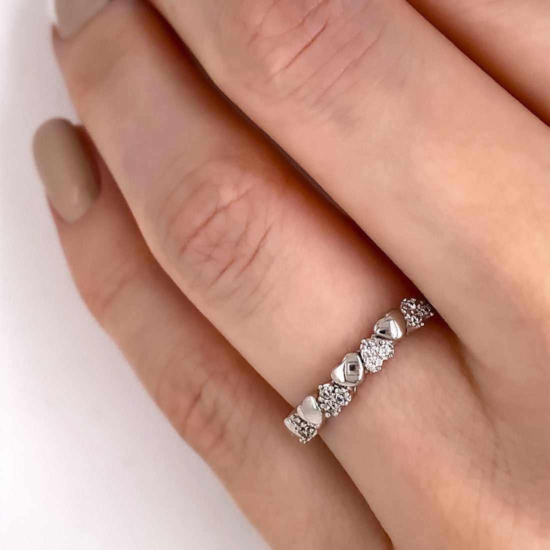 Churumbela Oro Blanco 10k, Corazones con Zirconias 1 mm - Infiniti Joyas
