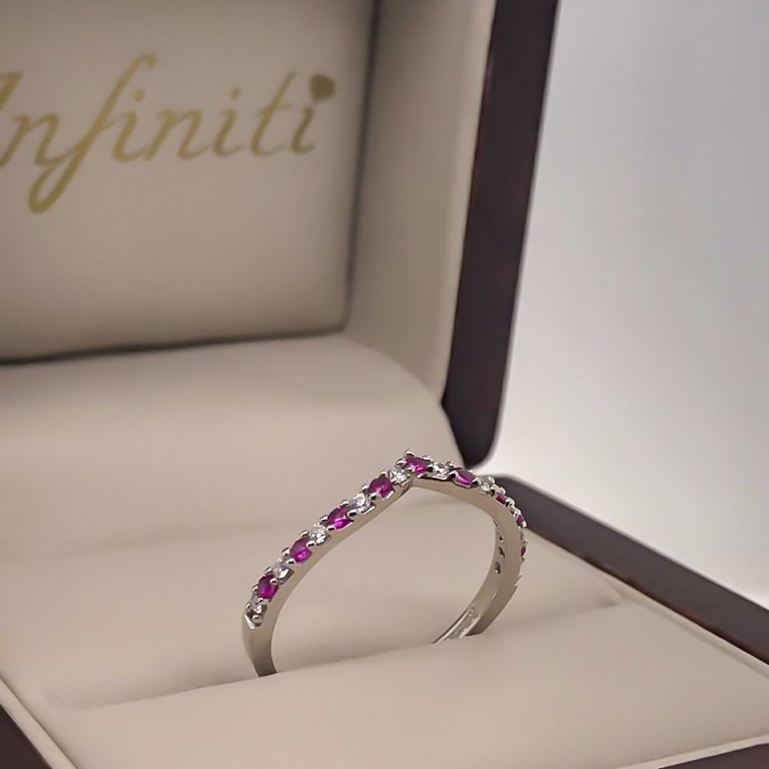 Churumbela Oro Blanco 10k, Forma V con Zirconia 1.50 mm - Infiniti Joyas