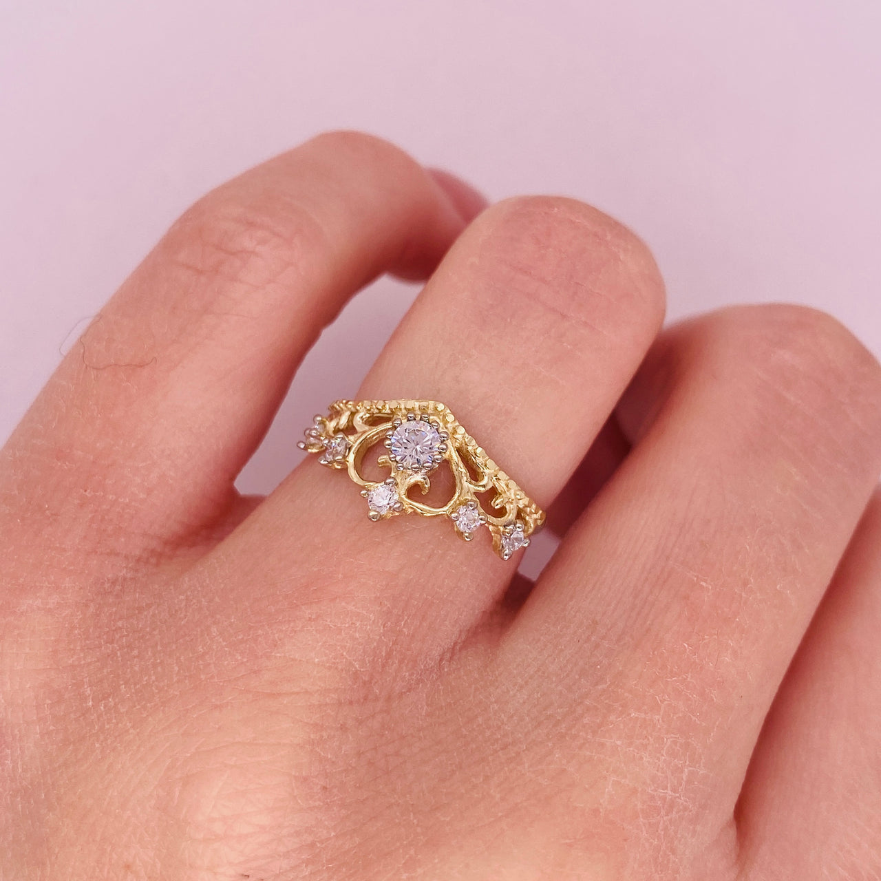 Anillo Oro Amarillo 10k - Corona con Zirconias