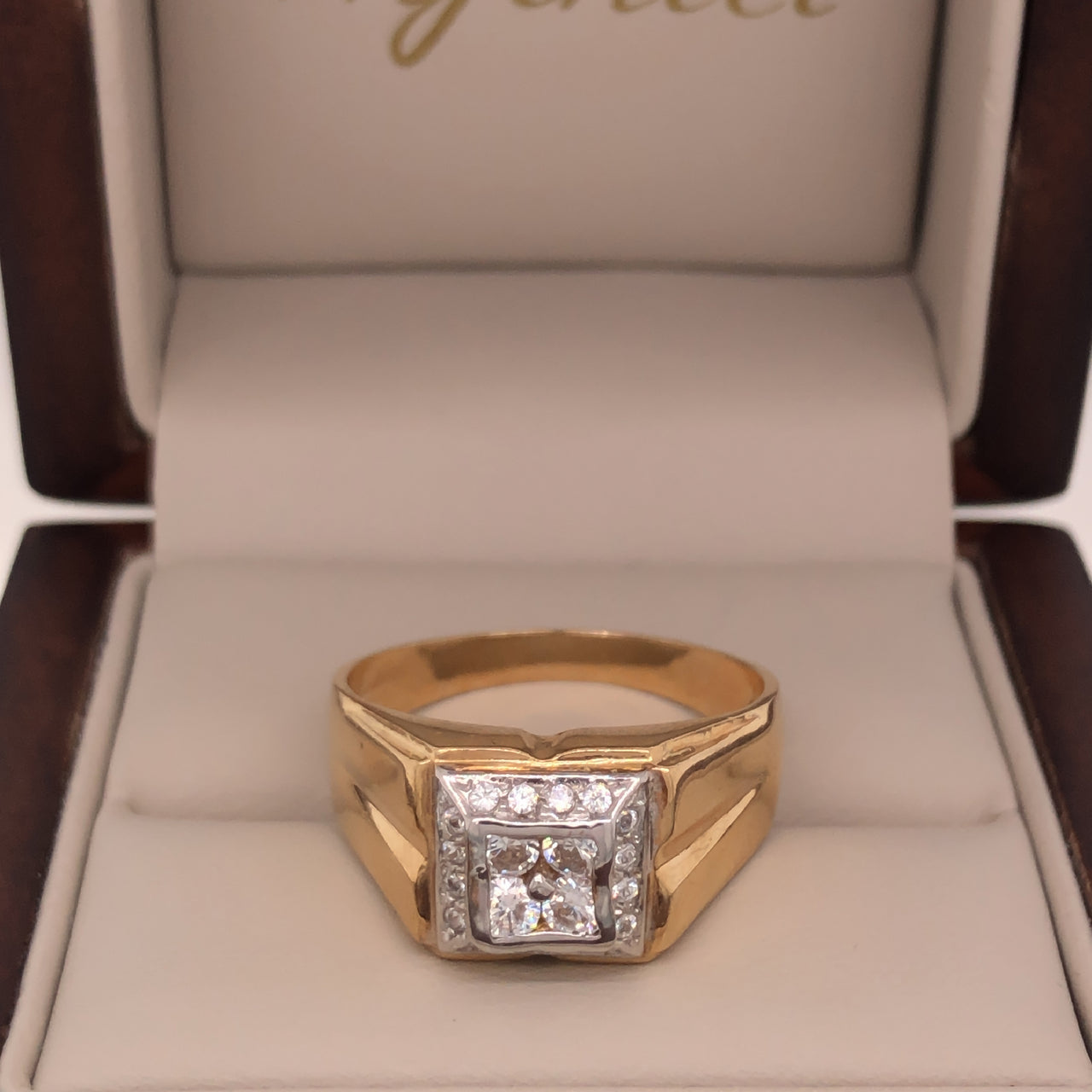 Anillo Oro 10k - Cuadrado con Zirconias