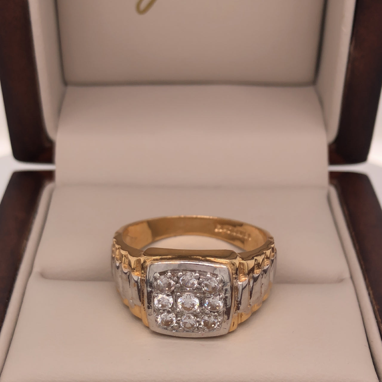 Anillo de Oro 10k estilo Rolex Cuadrado con Zirconias