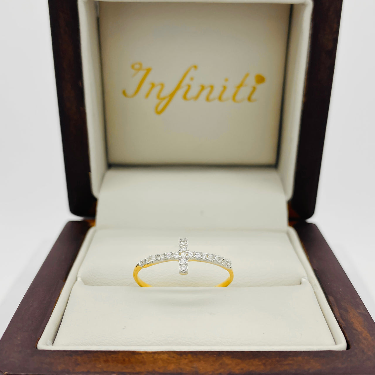 Anillo Oro 10k - Cruz con Zirconias