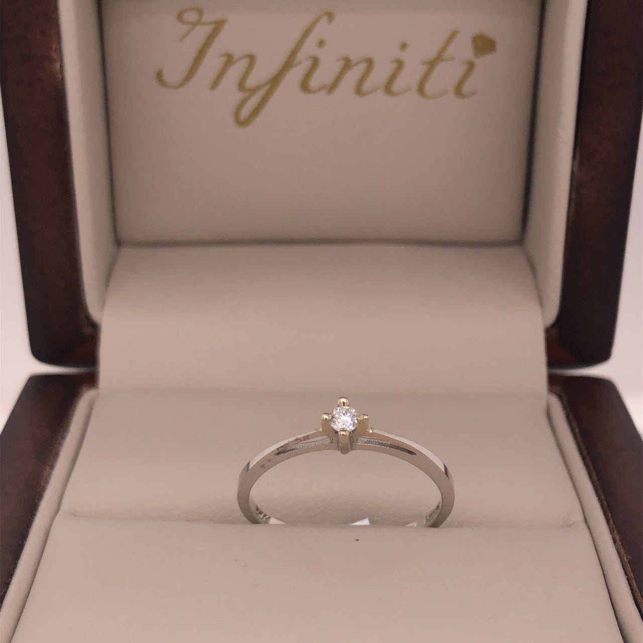 Anillo Oro Blanco 14k - Diamante Natural de 0.05 CT