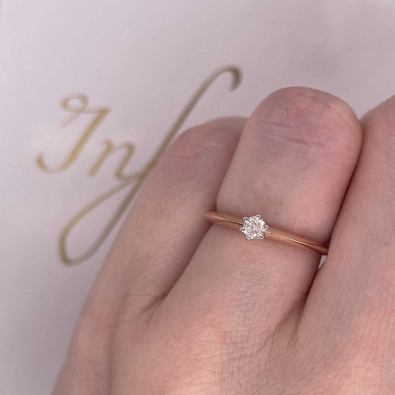 Anillo Solitario Oro Rosa 14k, Diamante de 10 Puntos - Infiniti Joyas