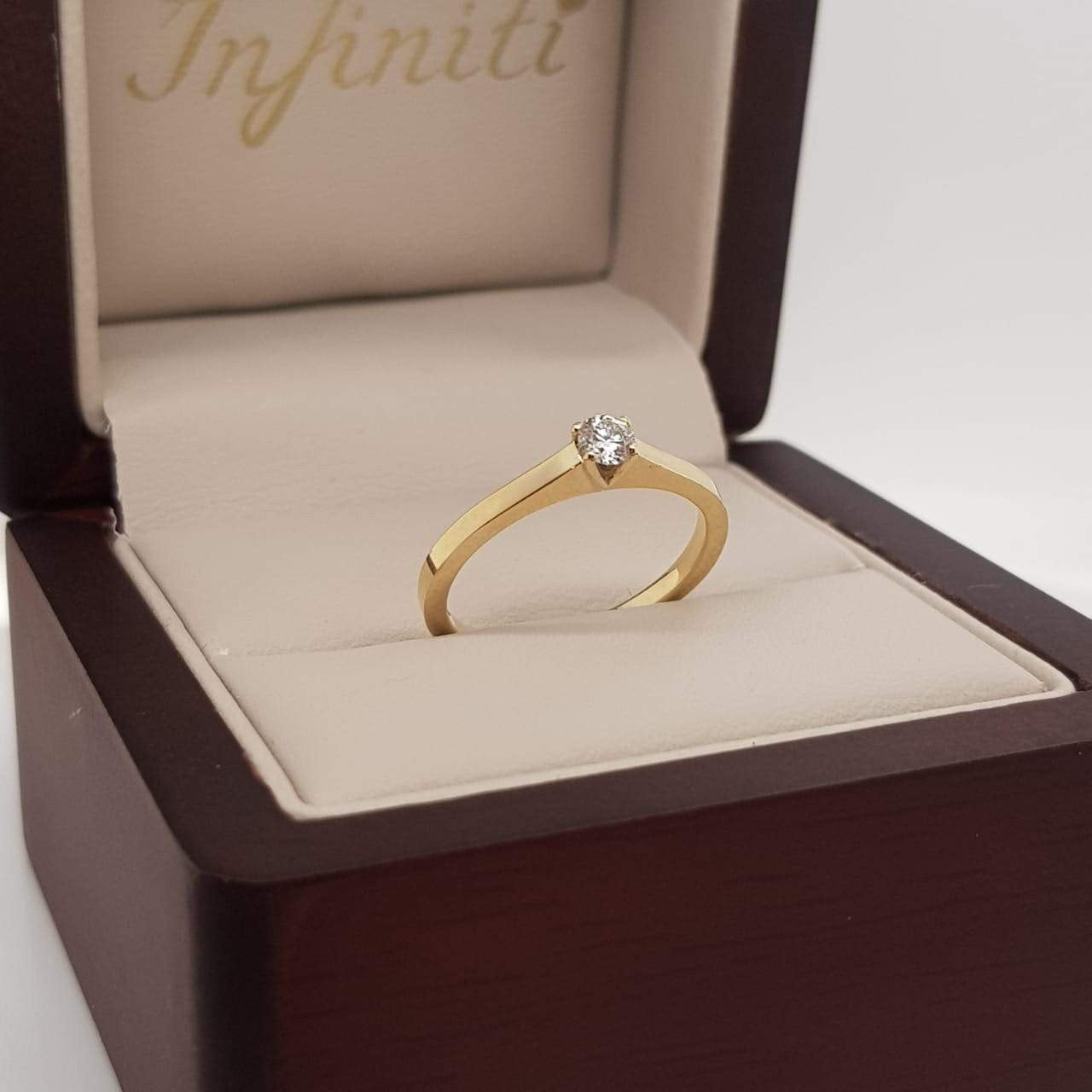 Anillo Solitario Oro 14k, Diamante de 15 Puntos - Infiniti Joyas