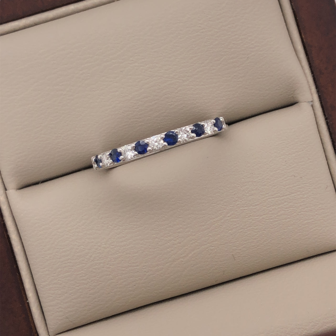 Churumbela Oro Blanco 14k - Zafiros y Diamantes 0.35 Pts Totales