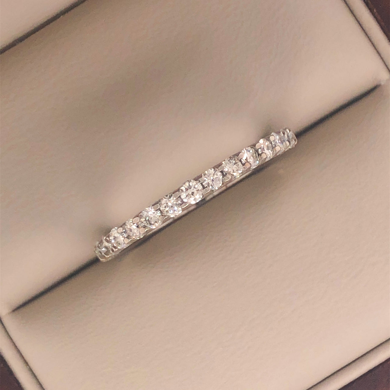 Churumbela Oro Blanco 14k- Pavé Diamante Natural de 0.45 CTW