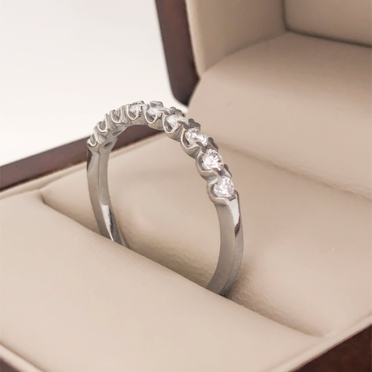 Churumbela Oro Blanco 14k - Pavé Diamantes de 45 Puntos Totales
