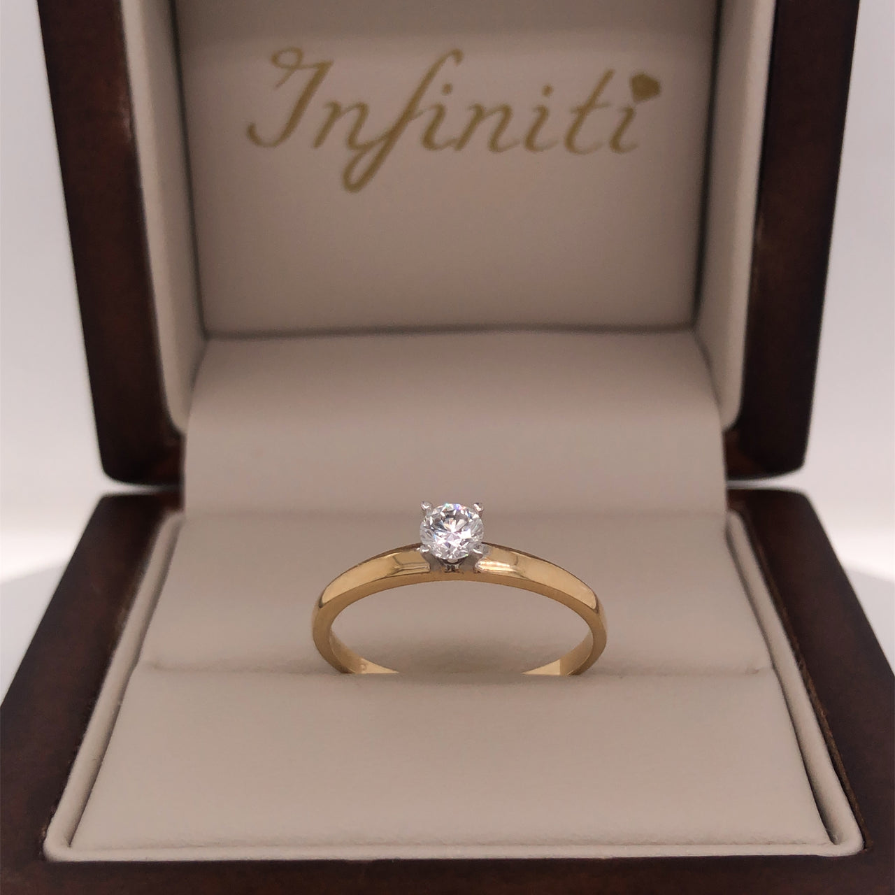 Anillo Solitario Oro 14k-Diamante Natural de 0.25 CT