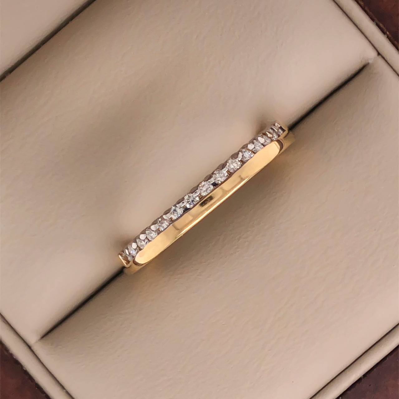 Churumbela Oro 14k - Pavé Diamante Natural de 0.19 CTW