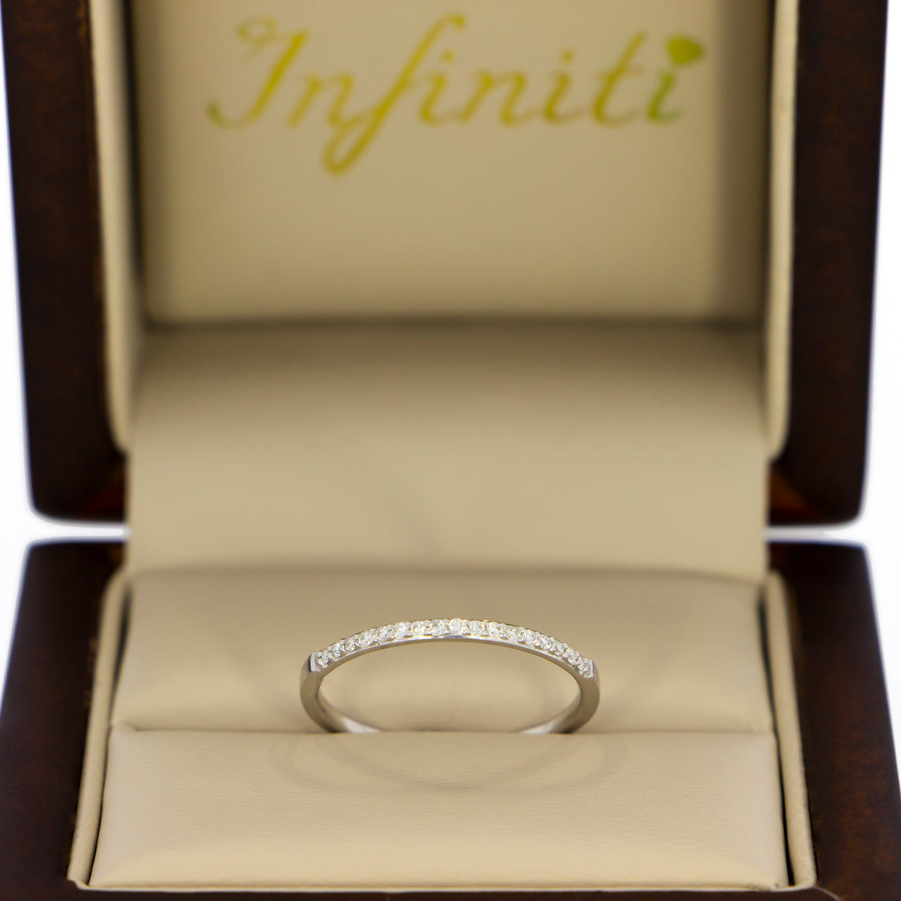 Churumbela Oro Blanco 14k - Pavé Diamante Natural de 0.12 CTW