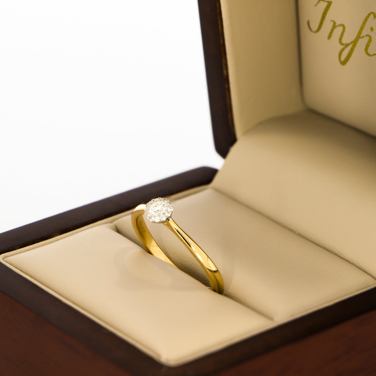 Anillo Oro 14k - Halo con Diamante Natural 0.14 CTW