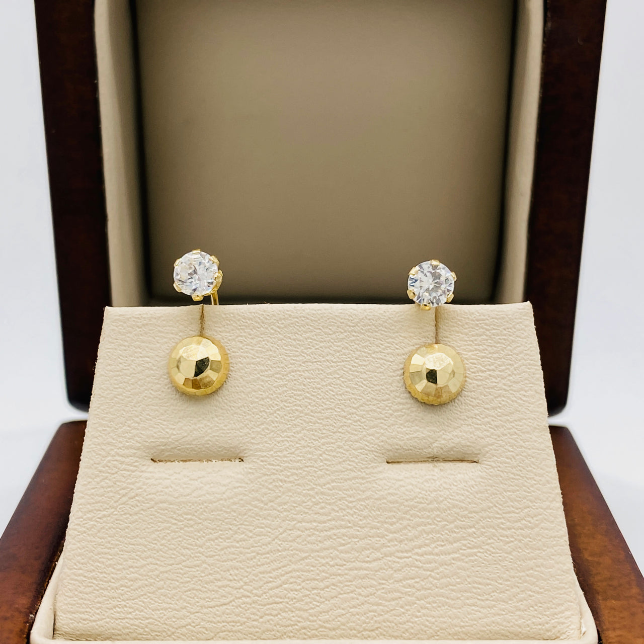 Broquel curvo hongo con Zirconia, Oro 10k