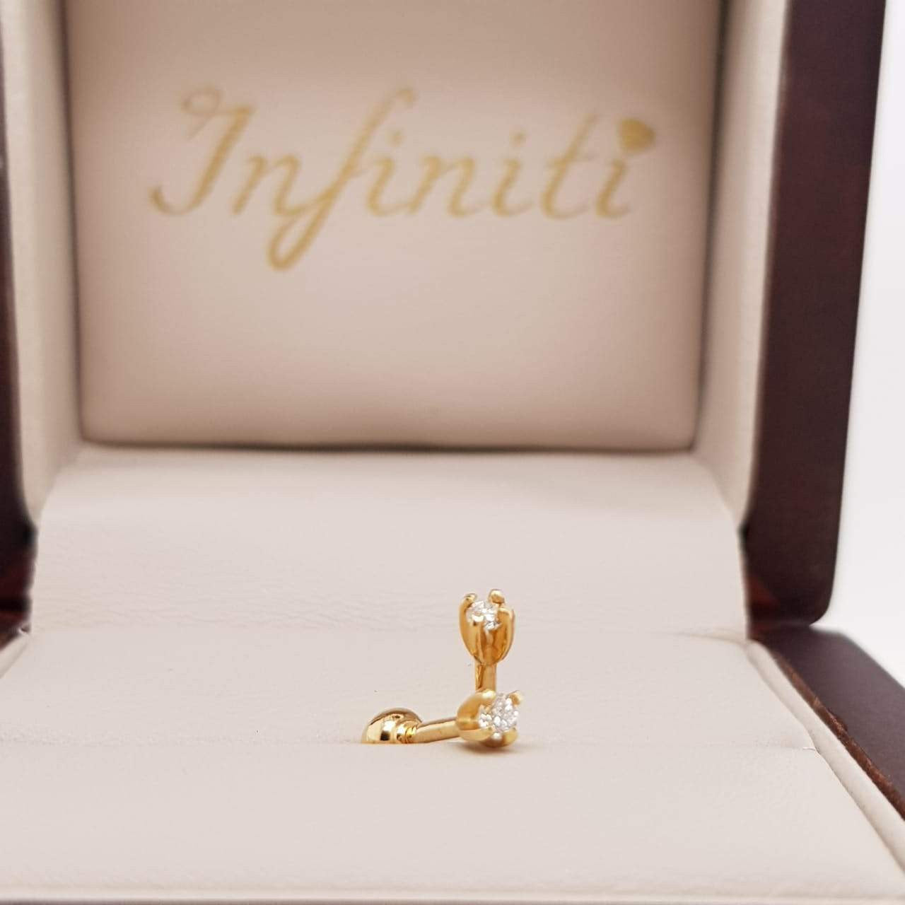 Broquel Oro Amarillo 18k, Diamante de 14 Puntos Totales - Infiniti Joyas