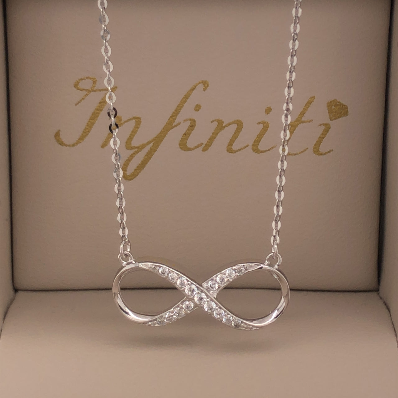 Gargantilla Oro Blanco 14k, Dije Infinito con Zirconias, 45 cm Largo