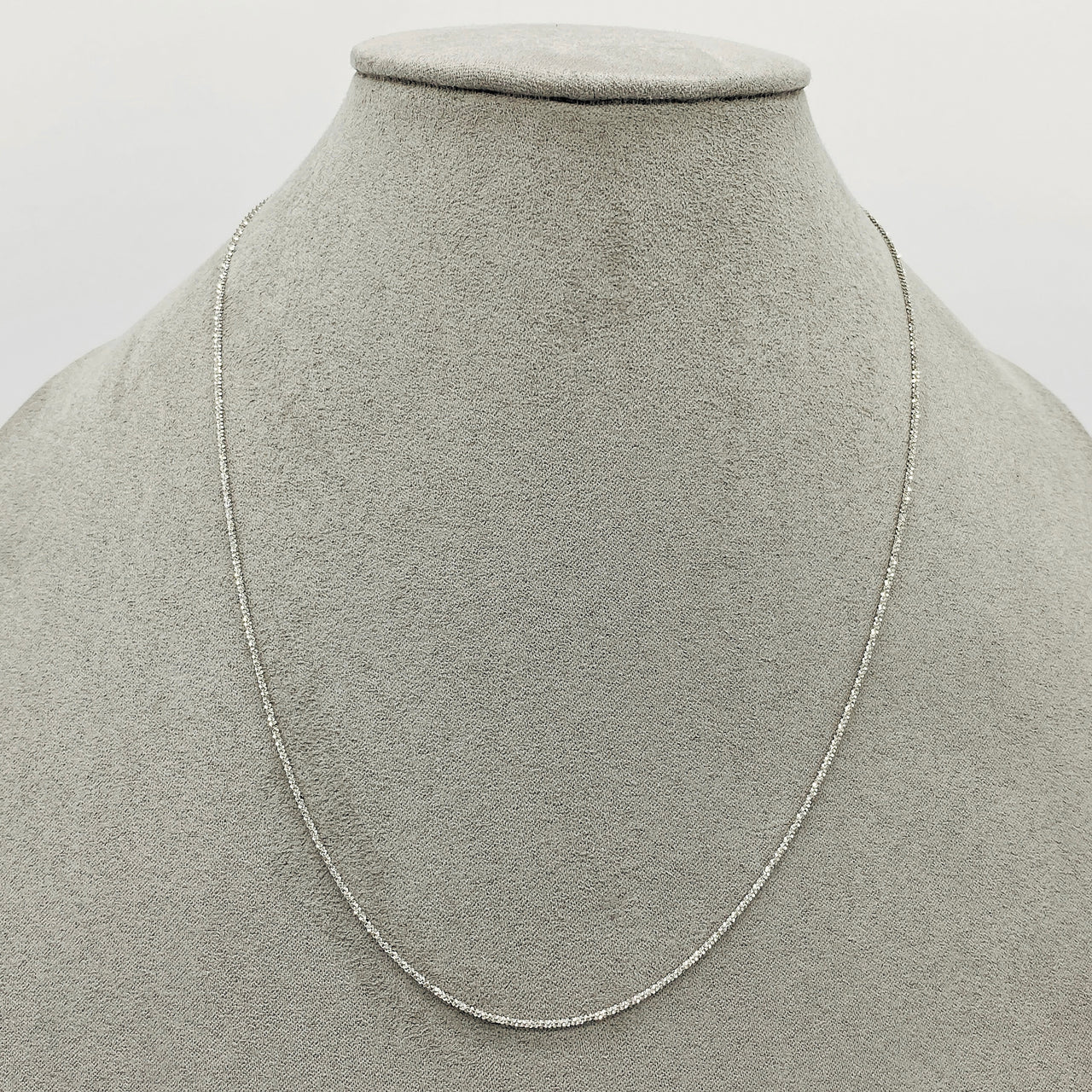 Cadena Oro Blanco 10k, Criss-Cross 45 cm, Ancho 1 mm