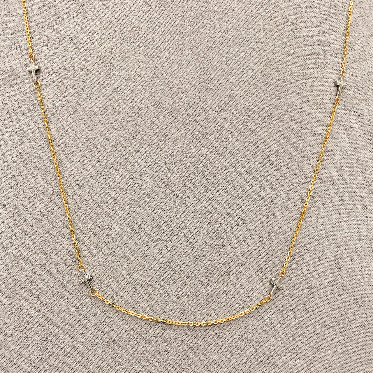 Gargantilla Oro 10k, con Dijes de Cruces Lisa Oro Blanco, 45 cm Largo