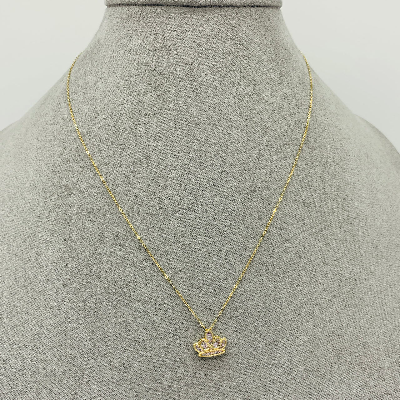 Gargantilla Oro 10k, con Dije de Corona con Zirconias, 45 cm Largo