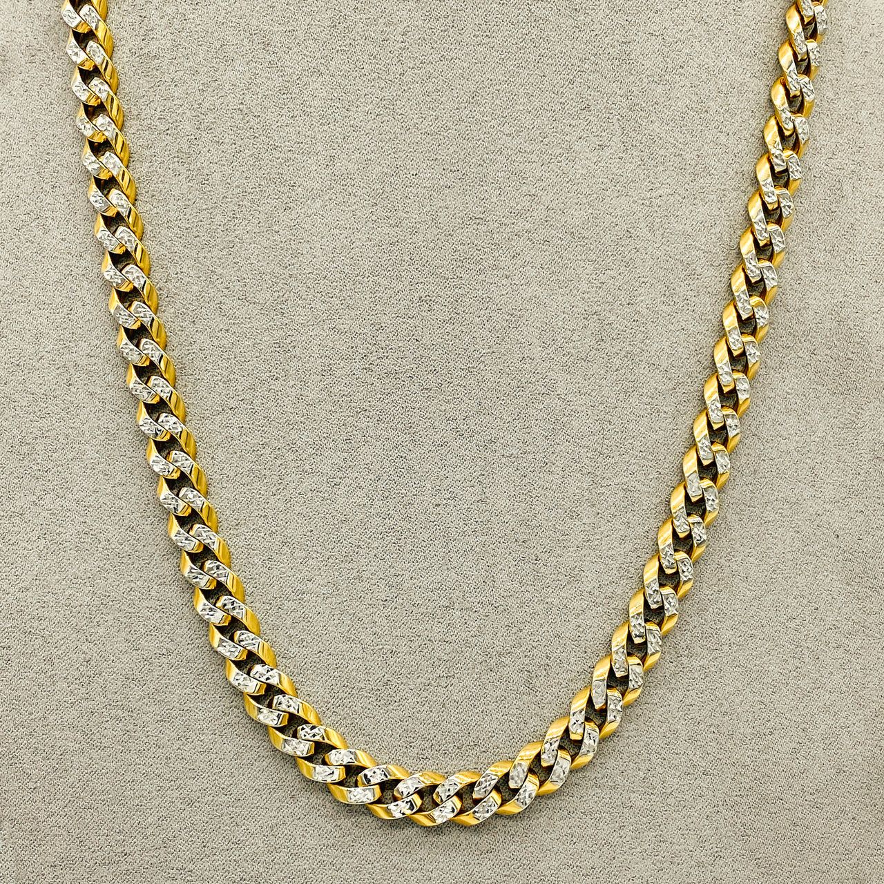 Cadena Oro 14k - Cubana Cerrada Diamantada de 60 cm, Ancho 8.2 mm