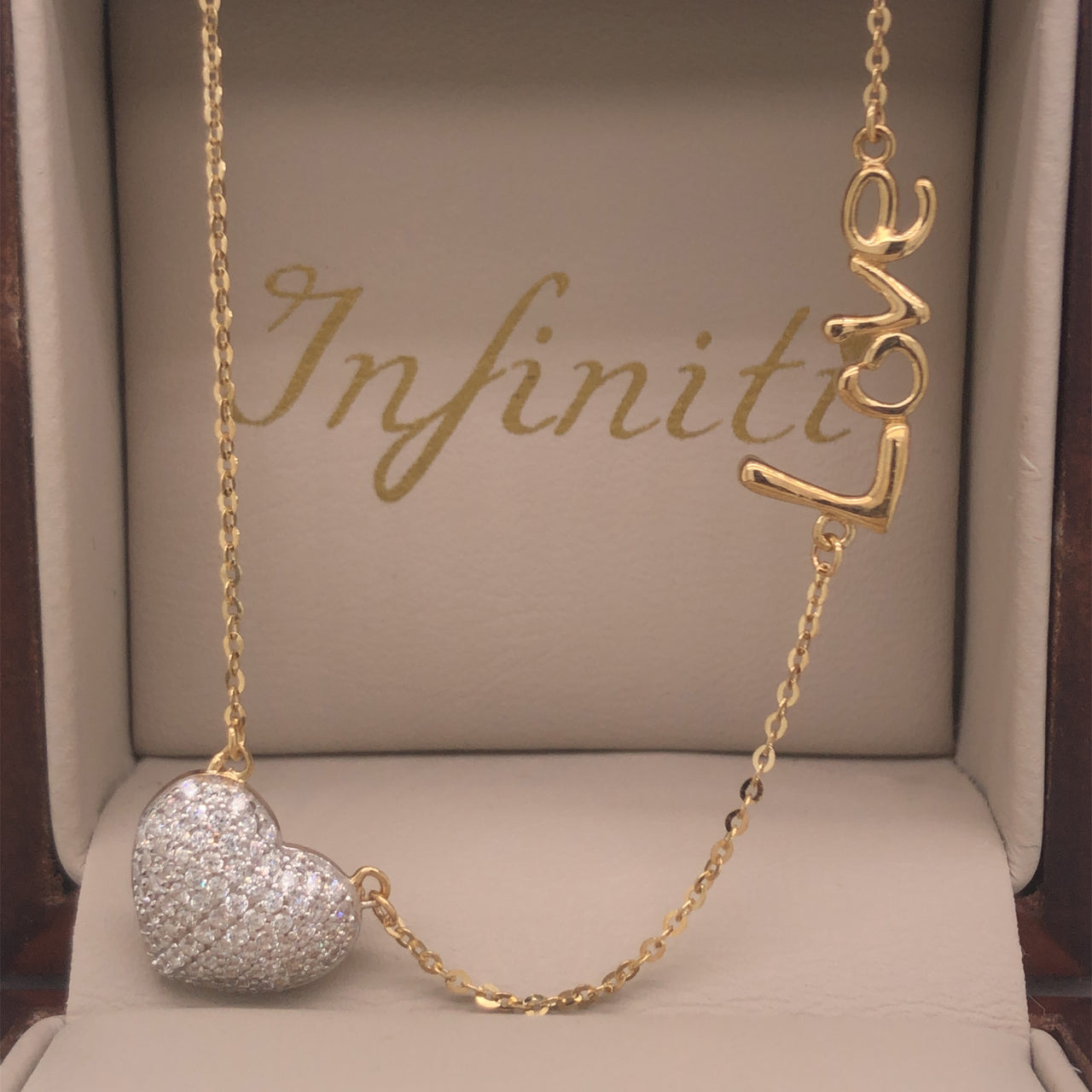 Gargantilla Oro 10k, con Dijes Corazón y love, 45 cm de Largo