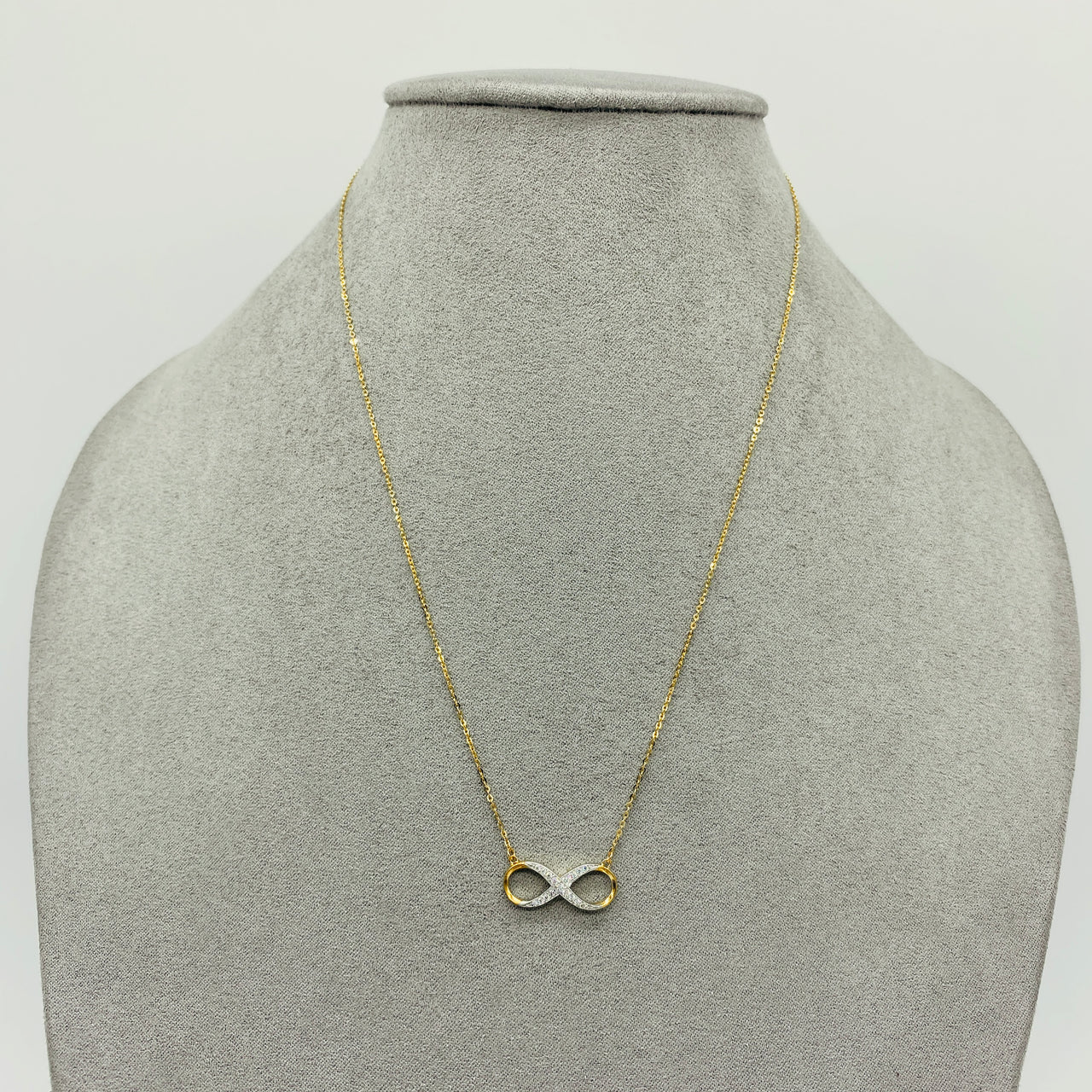 Gargantilla Oro 10k, con Dije Infinito y Zirconias, 45 cm Largo