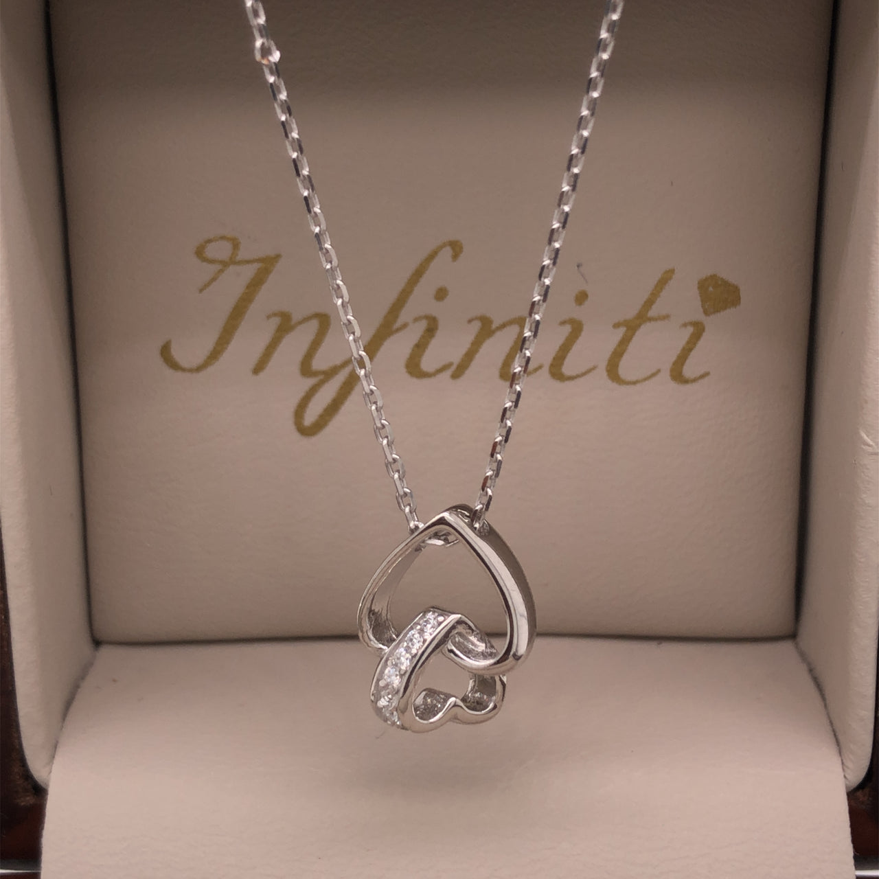 Gargantilla Oro Blanco 10k - Corazones con Zirconias
