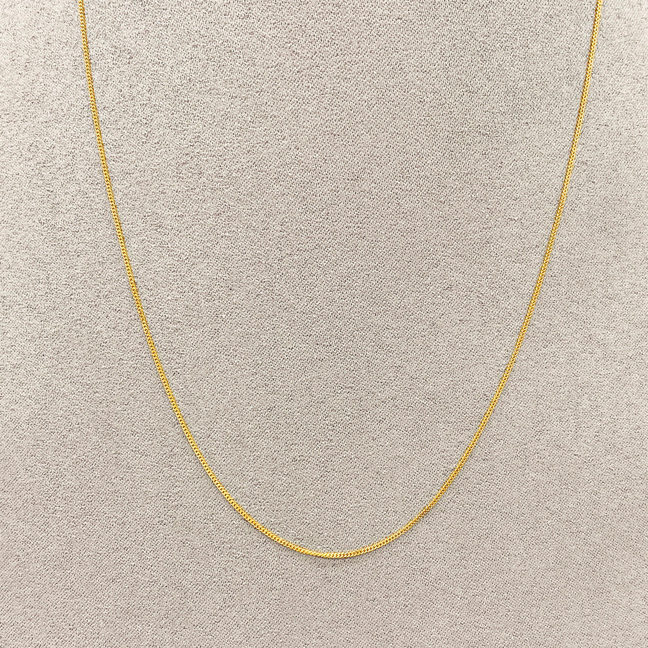 Cadena Oro 10k - Tejido Sencillo .83 mm, Largo 40/45 cm