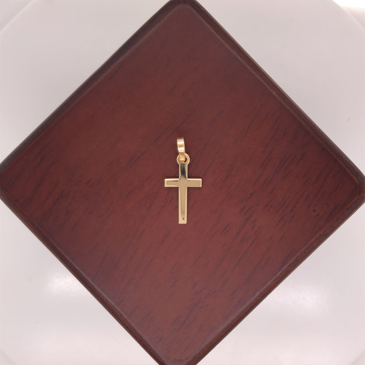 Cruz Oro 14k - Lisa de 1.8 cm Alto, 0.8 cm Ancho