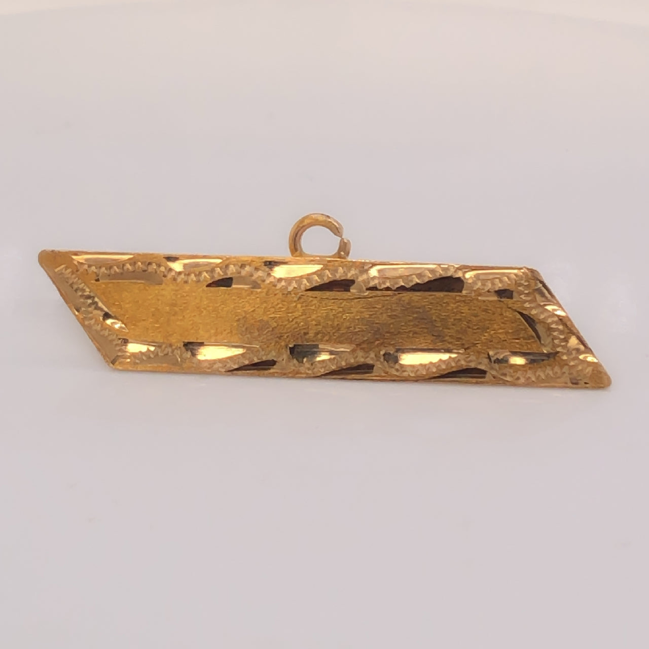 Portadije Oro 10k Mate con Diamantado, 7 mm de alto, 3.5 cm Largo