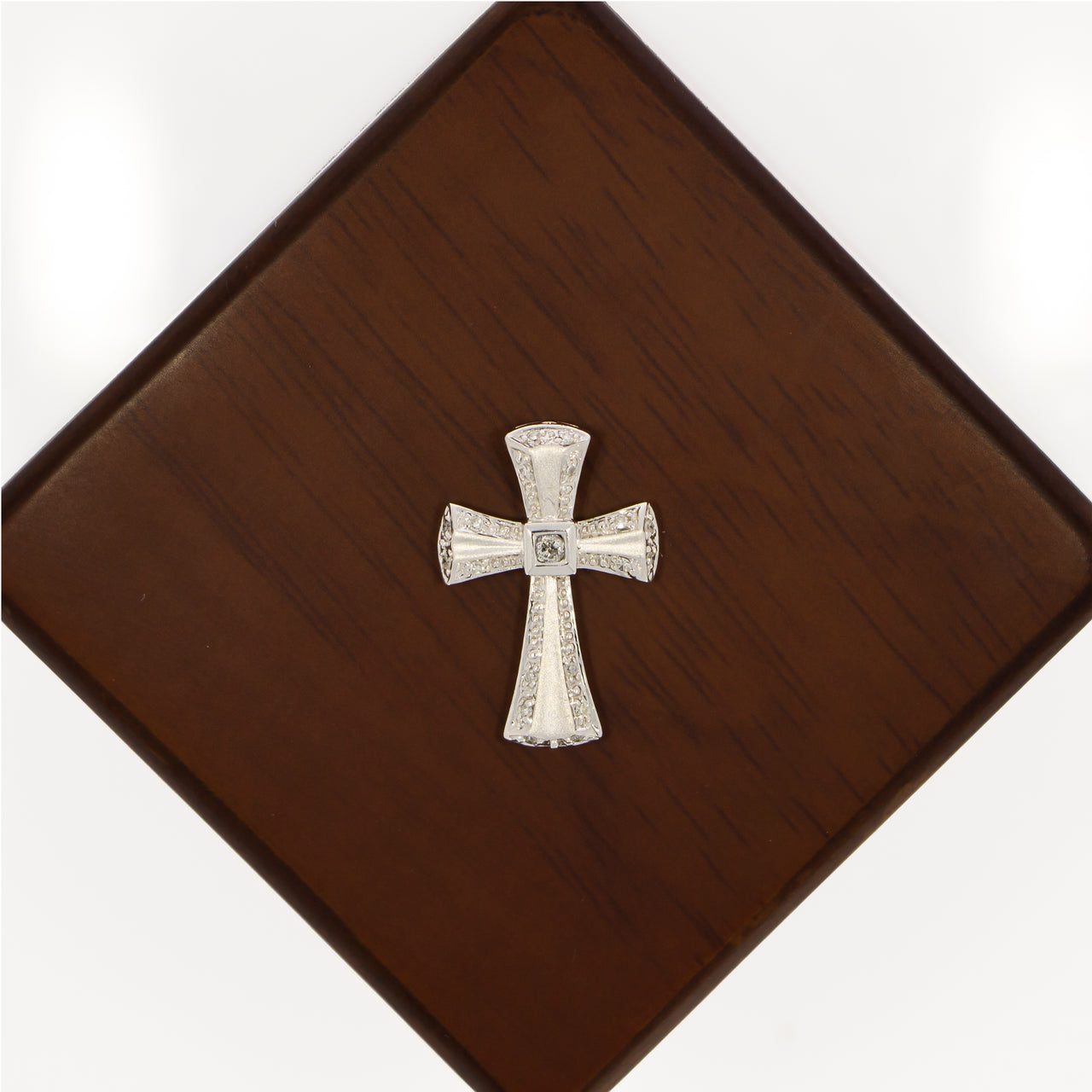 Cruz Oro Blanco 14k, Diamantes 14 Puntos Totales