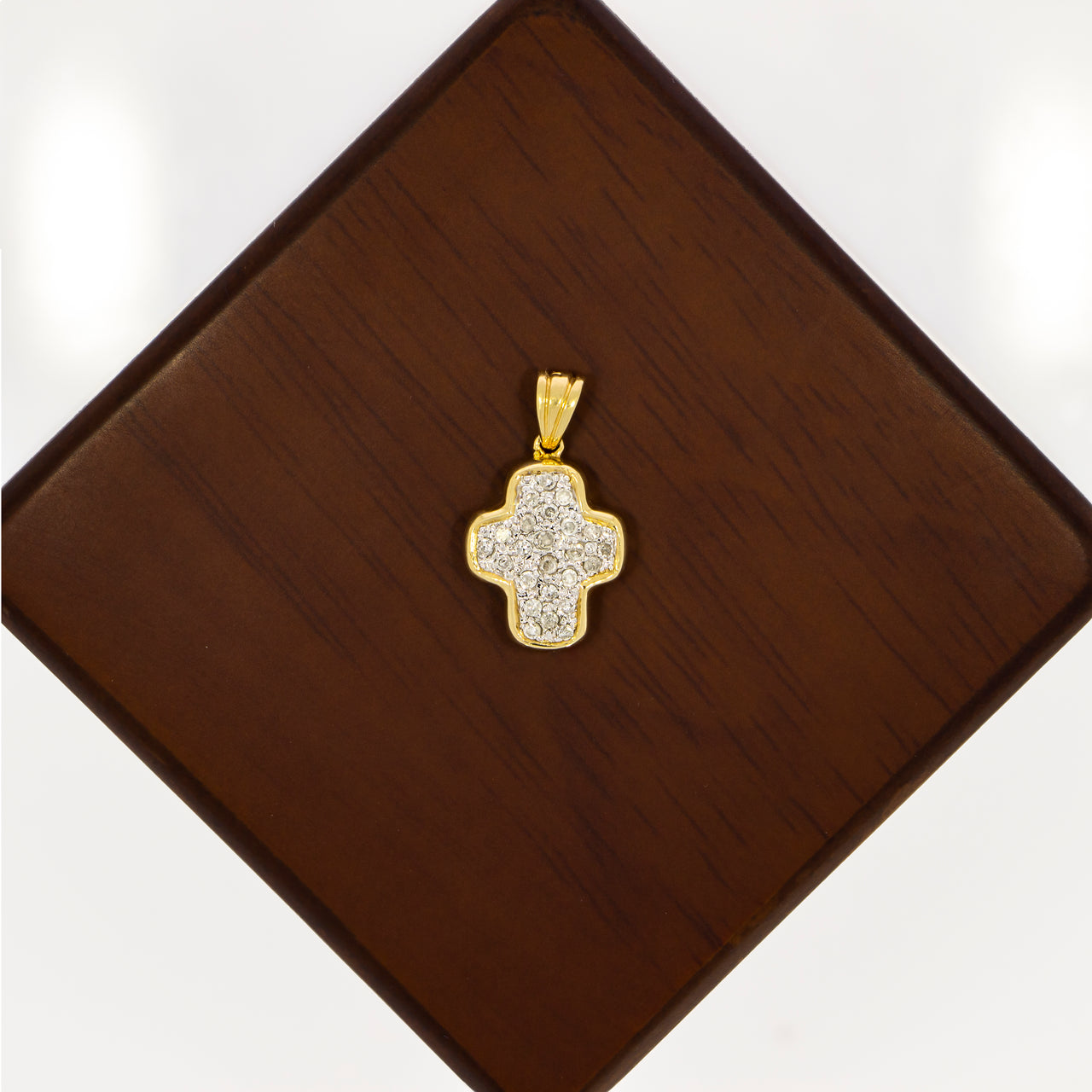 Cruz Oro Amarillo 14k, Diamantes 20 Puntos Totales