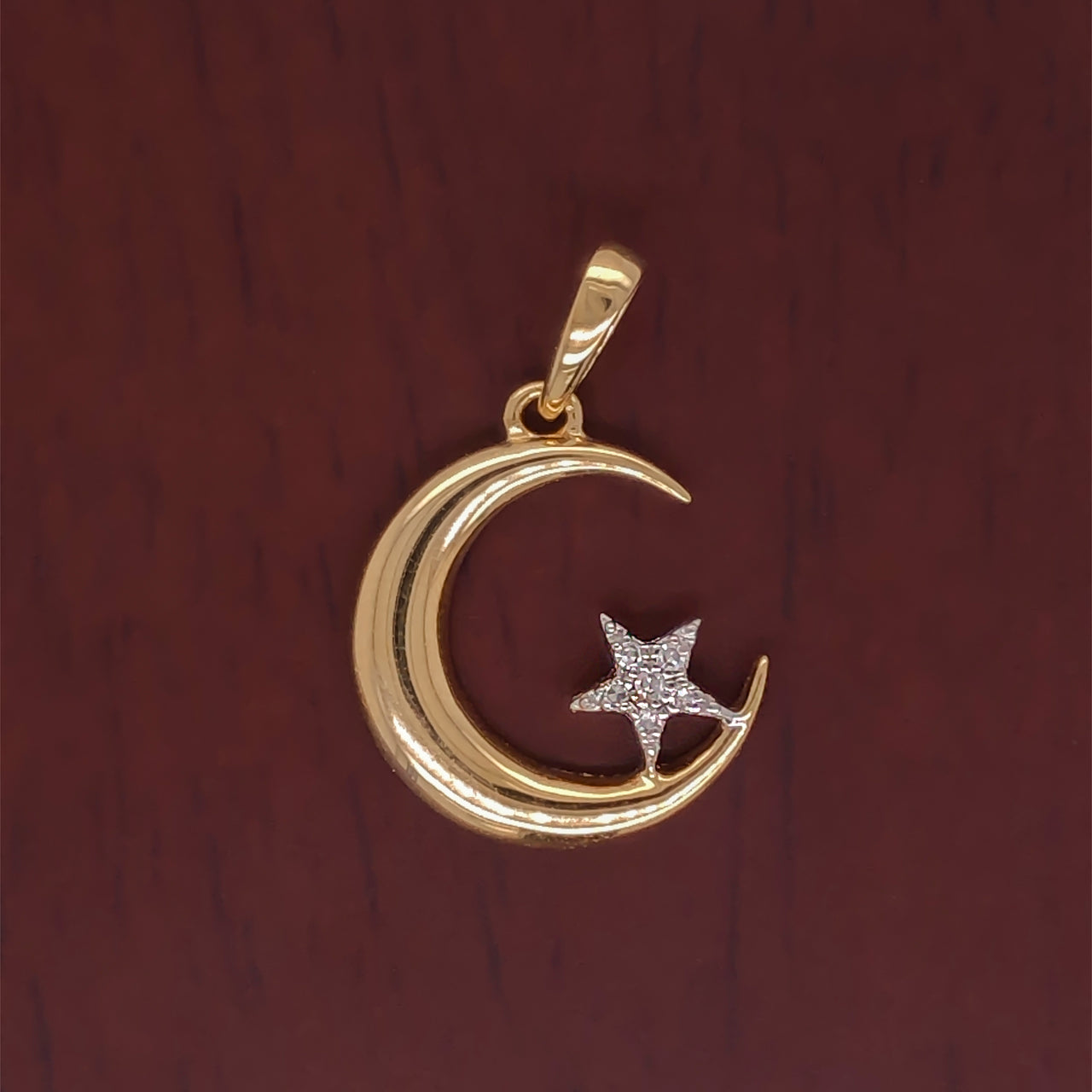 Dije Oro 14k - Luna Turca con Estrella con Diamantes