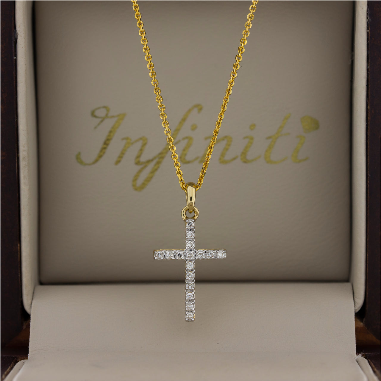 Cruz Oro Amarillo 14k - Diamantes 7 Puntos Totales