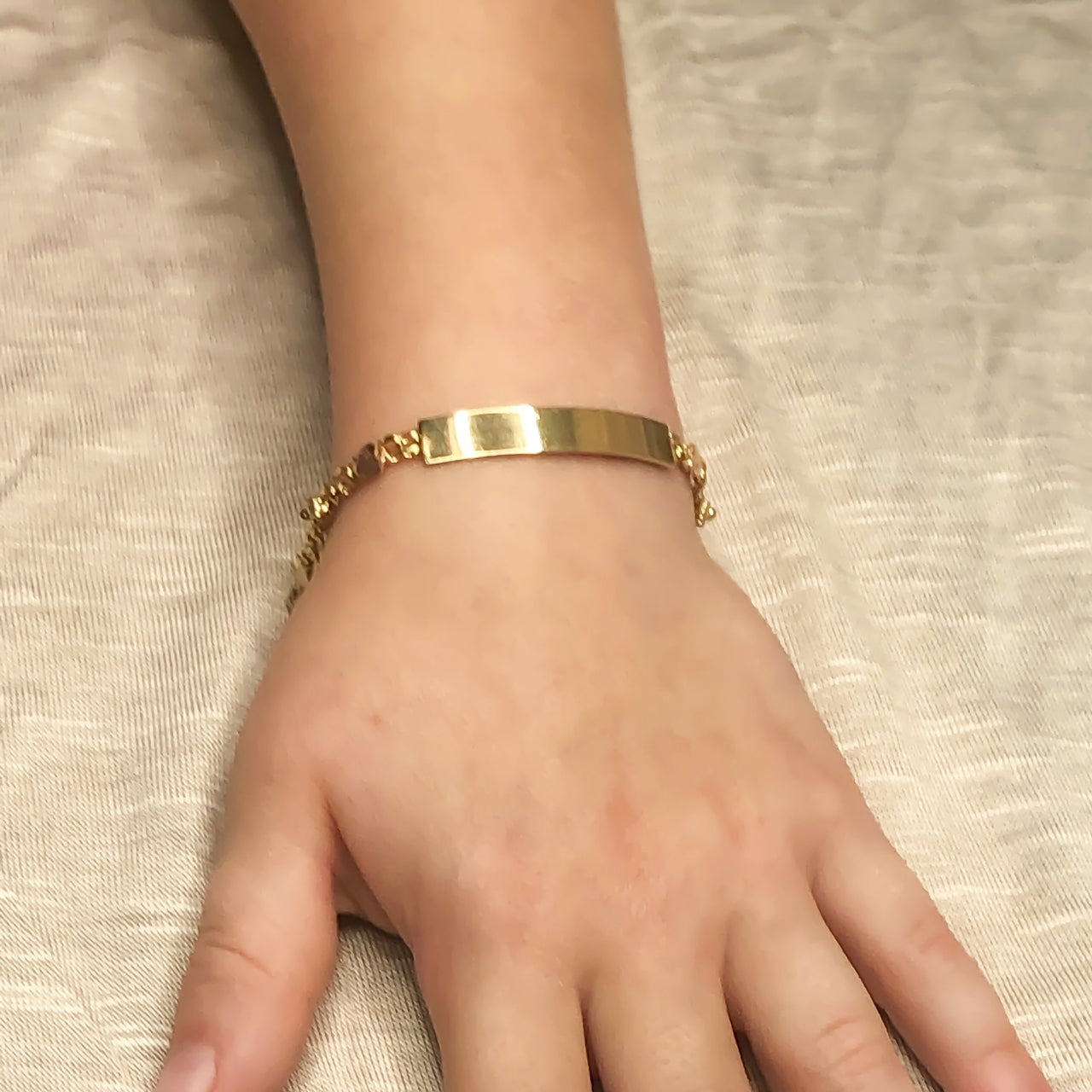 Esclava China Corazón y rocio, 11 cm Largo, Ancho 4 mm, Oro 10k - Infiniti Joyas