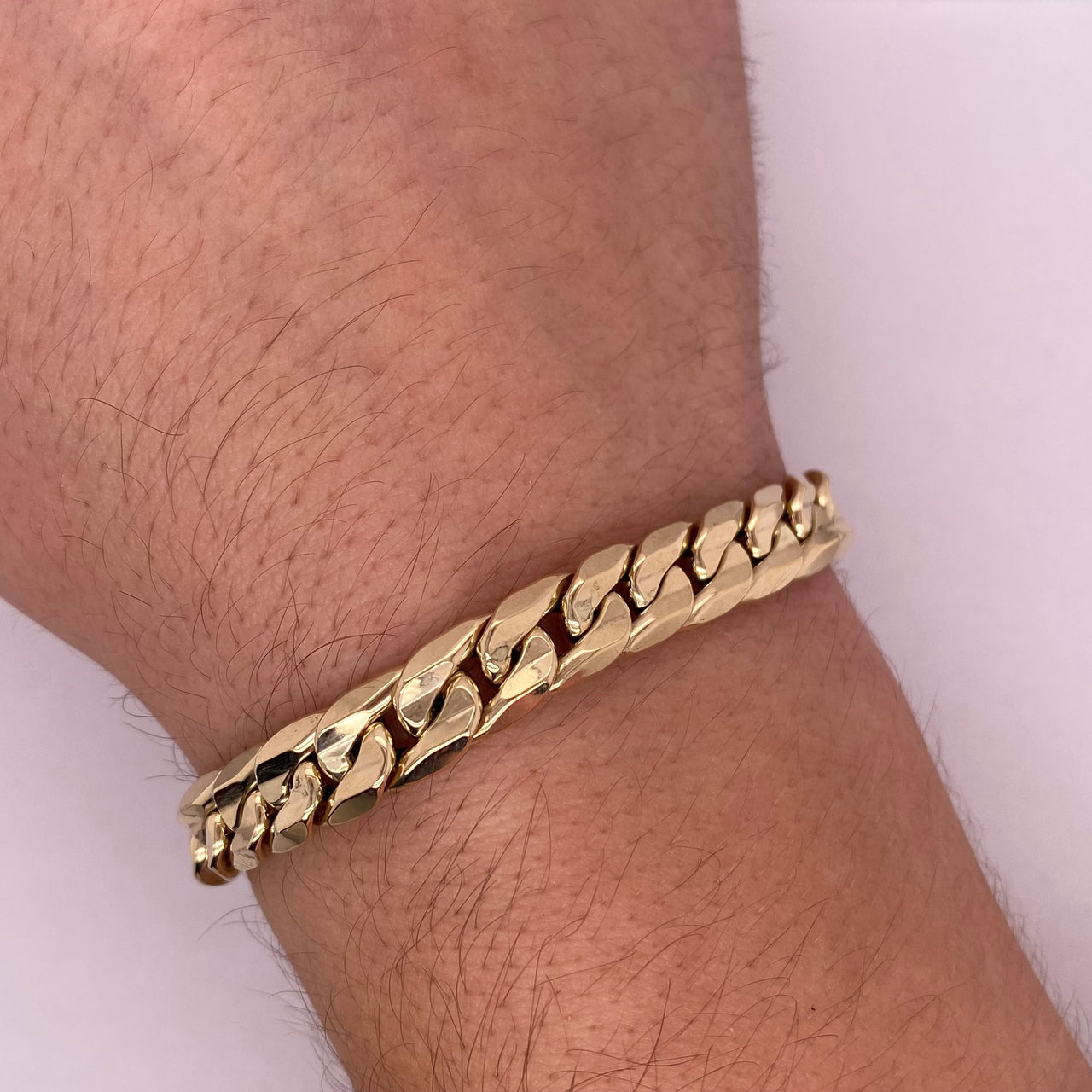 Pulso Oro 14k - Tejido Cubano 9 mm Ancho, 21 cm Largo