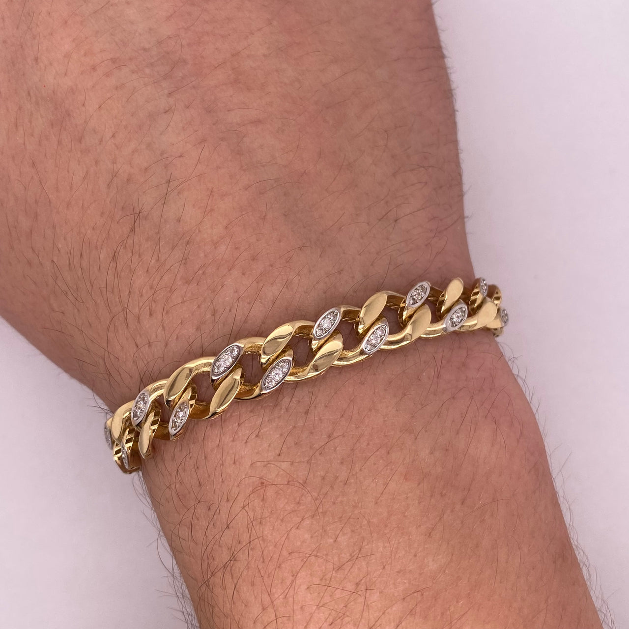 Pulso Oro 14k - Barbado con Zirconias 9 mm Ancho, 20 cm Largo