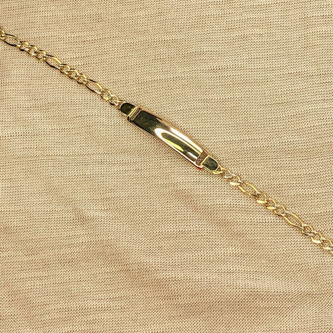 Esclava Cartier Eslabón Platinado, 14 cm Largo, Ancho 3 mm, Oro 10k - Infiniti Joyas