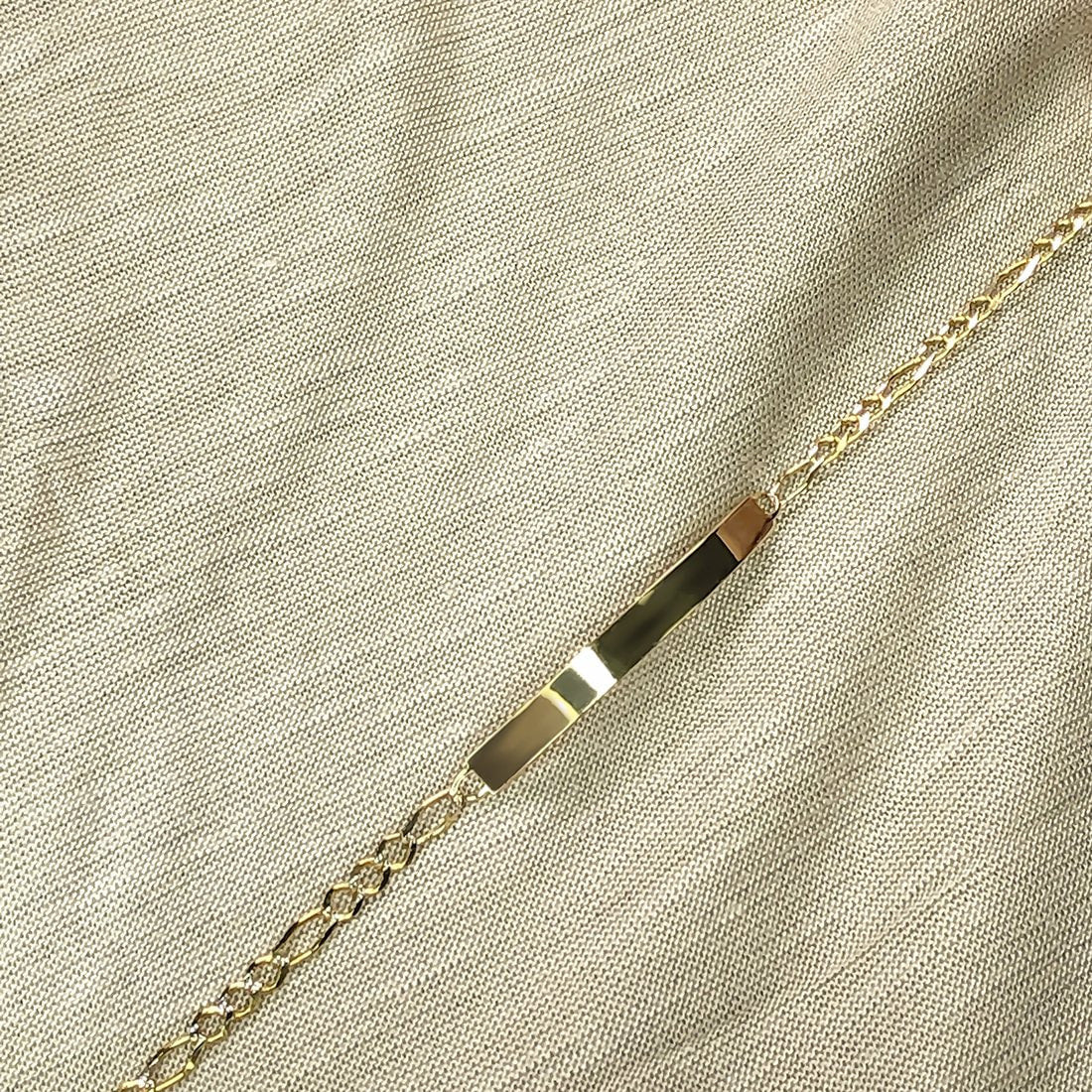 Esclava Cartier Eslabón Platinado, 16 cm Largo, Ancho 3 mm, Oro 10k - Infiniti Joyas